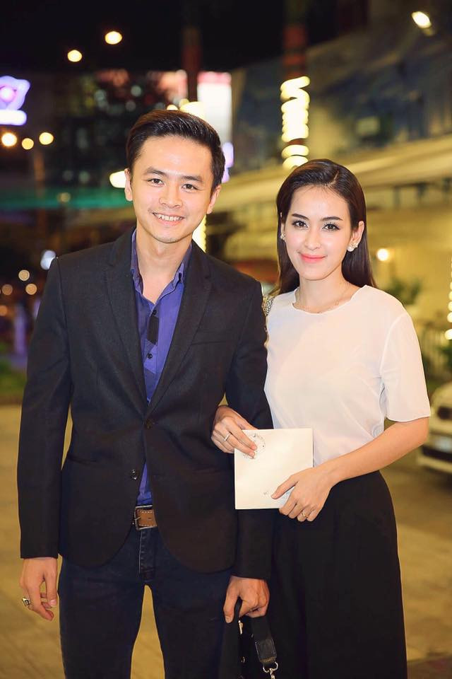 Đồ đen trắng luôn là những gam màu an toàn nhất mỗi khi lựa trang phục.