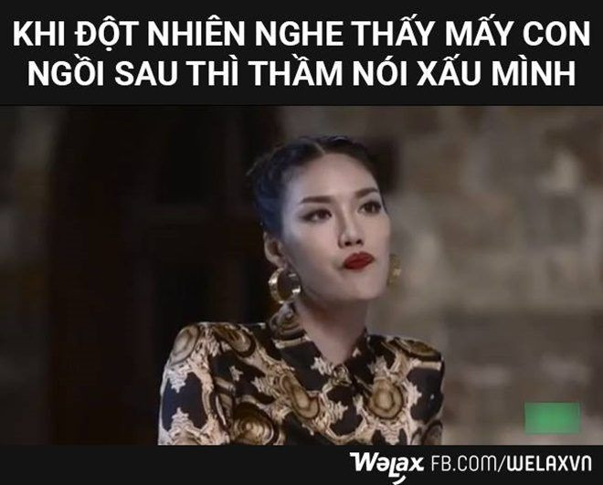 Cư dân mạng đang phát tán những bức ảnh này với tốc độ chóng mặt. Biểu cảm khó hiểu của LanKhuê khiến cho người hâm mộ tò mò cô sẽ tiếp tục thể hiện như thế nào trong tập 2 The Face.