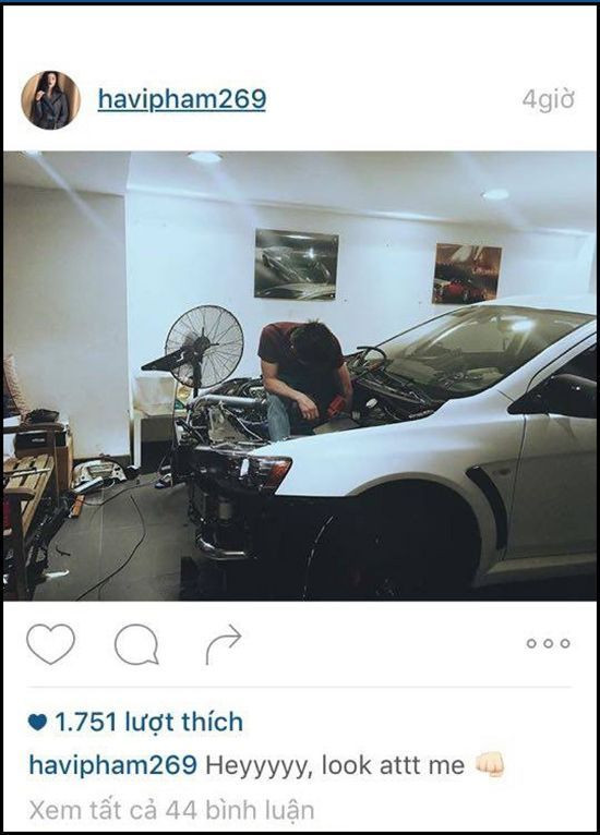 23/12/2015 siêu mẫu Hạ Vi vừa đăng tải lên instagram hình ảnh một người đàn ông đang cặm cụi sữa chữa trên một chiếc xế hộp