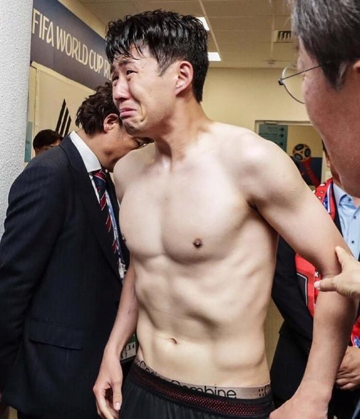 Ngôi sao Son Heung min lần thứ ba khóc ở World Cup ai xem cũng buồn