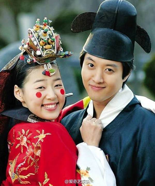 Cô dâu 18 tuổi cũng được mua lại.