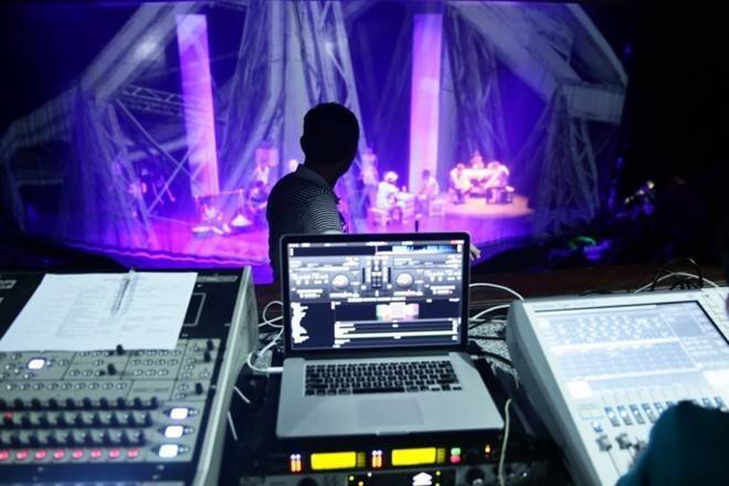 Nhà hát duy nhất ở Việt Nam được trang bị màn Gauze - lớp màn có thể tạo ra hiệu ứng không gian ảo trong nhà hát