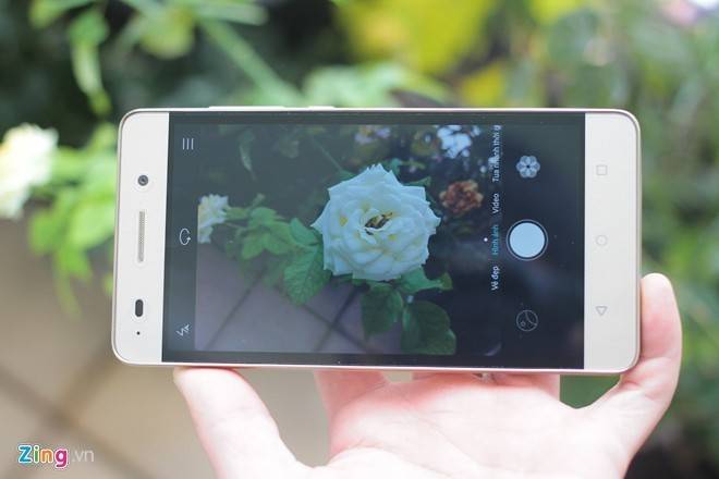 Di động 8 nhân, giá hơn 3 triệu đồng về Việt Nam