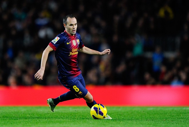 Mất tài khoản Instagram vì trùng tên với tiền vệ Iniesta