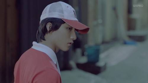 Sequence 02.01_05_51_11.Still040