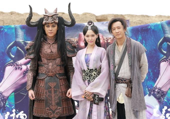 dai-thoai-tay-du-3-07