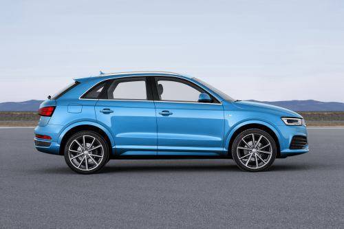 Audi Q3 mới có trọng lượng 1.640 kg. Các kích thước của chiếc SUV nhỏ gọn gần như không thay đổi: dài 4,39m, rộng 2m, và cao 1,6m. Chiều dài cơ sở là 2,6m.