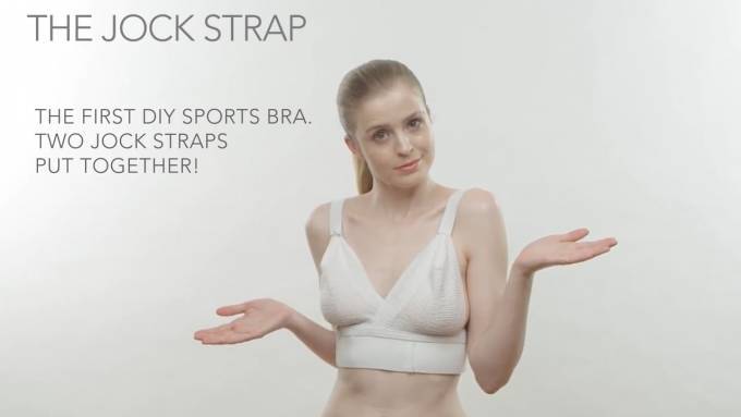 The History of the Bra_ Styles From Every Fashion Era - YouTube (720p).00_01_31_14.Still008