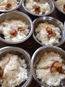 Bữa ăn 3 miếng thịt từng làm xôn xao cộng đồng mạng.