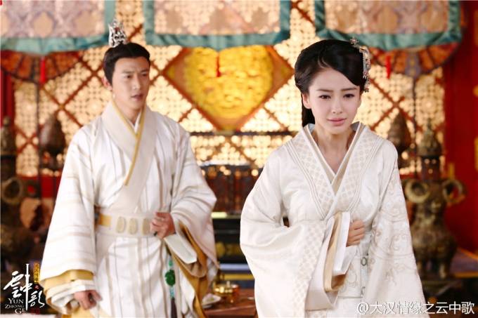 van-trung-ca-thui-lui-rating-04