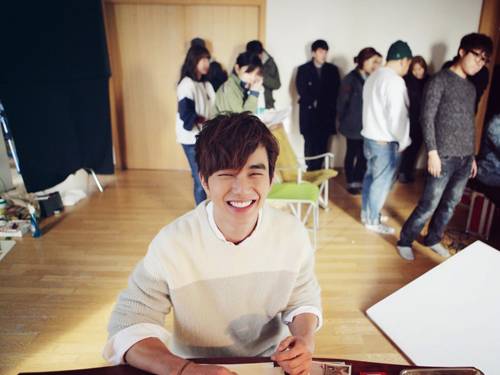 park-min-young-yoo-seung-ho-01