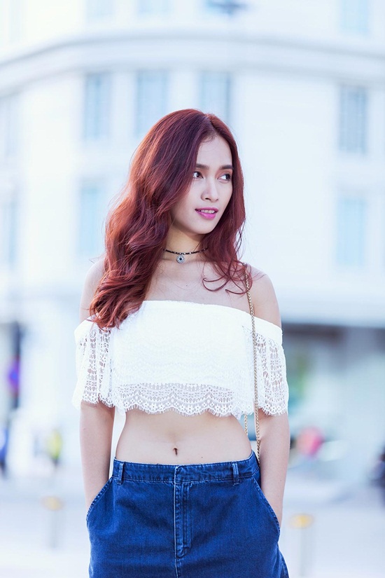 Ca sĩ Ái Phương.