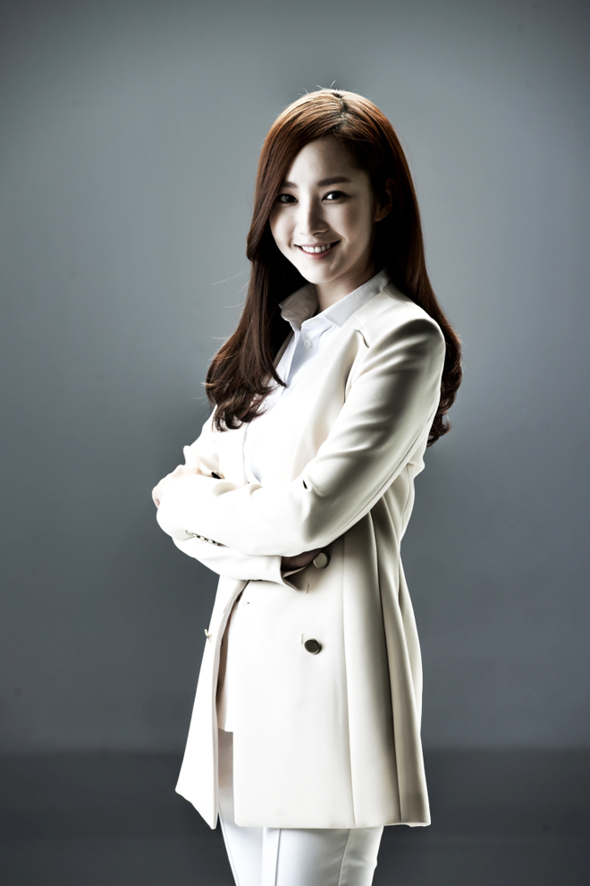 luat-su-man-anh-han-04