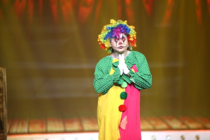 1. La Thanh va tiet muc gay show (3)