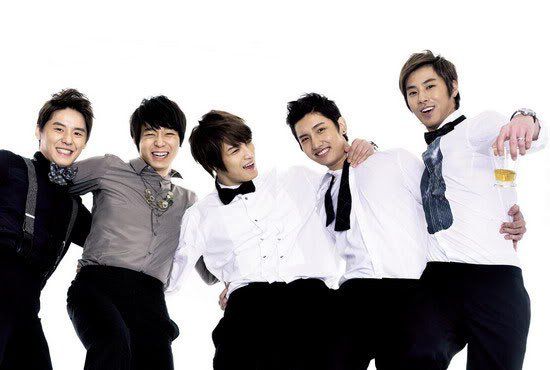 Mua lại một vài nhóm Kpop, ví dụ như TVXQ và JYJ giúp 5 thành viên tái ngộ. Sau đó biến họ trở thành những người họ hàng tuyệt vời đến dùng bữa tối với gia đình.