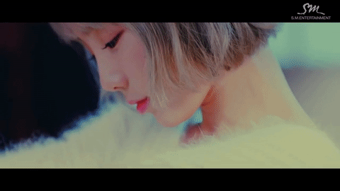 Tae Yeon (SNSD) 'gây sốt' với 'Mưa' trong ngày trở lại Ảnh 2