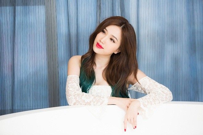 Sự thành công của ca khúc giúp Bảo Thy có thêm nhiều động lực để cố gắng hơn trong năm 2016. Cô đã hứa với fan không dưới 3 lần rằng, năm nay sẽ hoạt động hết công suất với rất nhiều sản phẩm âm nhạc. Bảo Thy vừa quay xong MV mới, ngay sau Tết, cô sẽ chính thức phát hành, qua đó mở đầu cho hàng loạt dự án trong năm. 