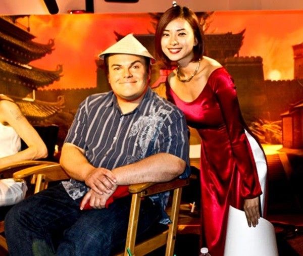 Ngô Thanh Vân xuất hiện bên cạnh danh hài Jack Black.