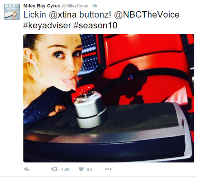 Miley và dòng tweet trên Twitter.