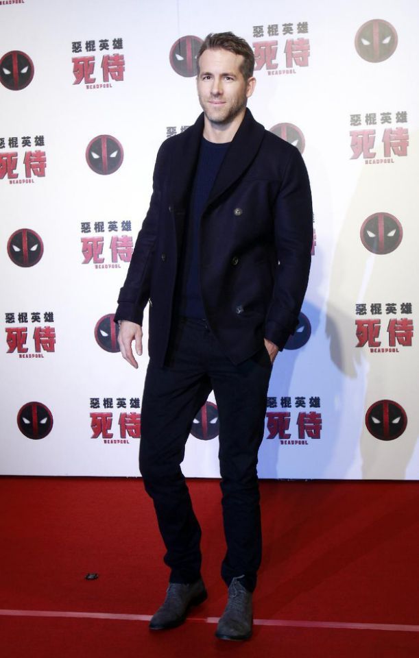 Deadpool bị cấm chiếu tại Trung Quốc, Ryan Reynolds bèn sang...Đài Loan để quảng bá phim. 