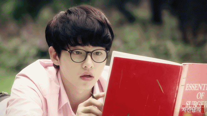 Muốn được yêu ngay từ cái nhìn đầu tiên, hãy để tóc như Song Joong Ki! Ảnh 2