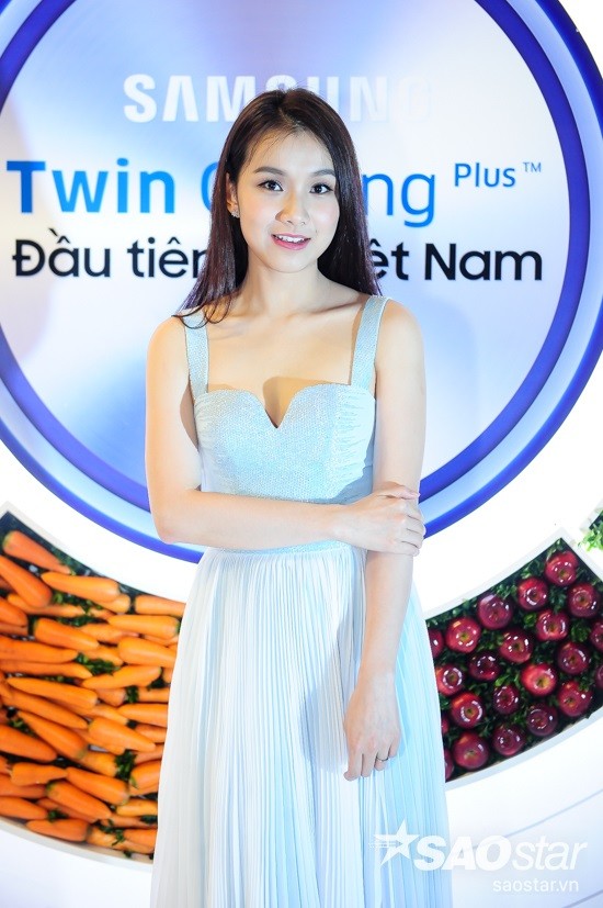 Vẻ đẹp sang trọng của Hoa hậu Hoàn Vũ Việt Nam 2008.