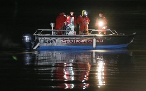 Cảnh sát tích cực tìm kiếm Kok và Gregoire nhưng chưa có manh mối.