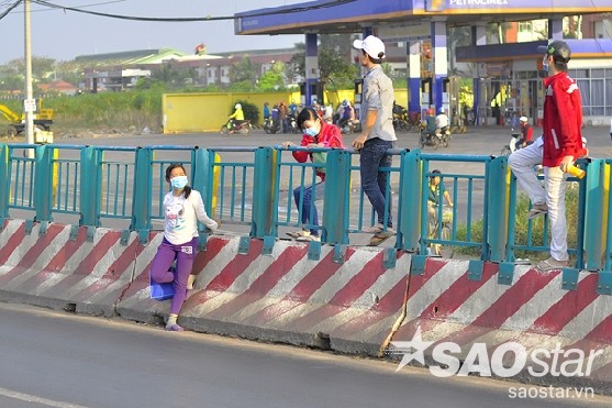 treo dai phan cach002