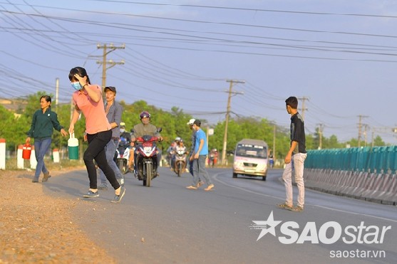 treo dai phan cach011