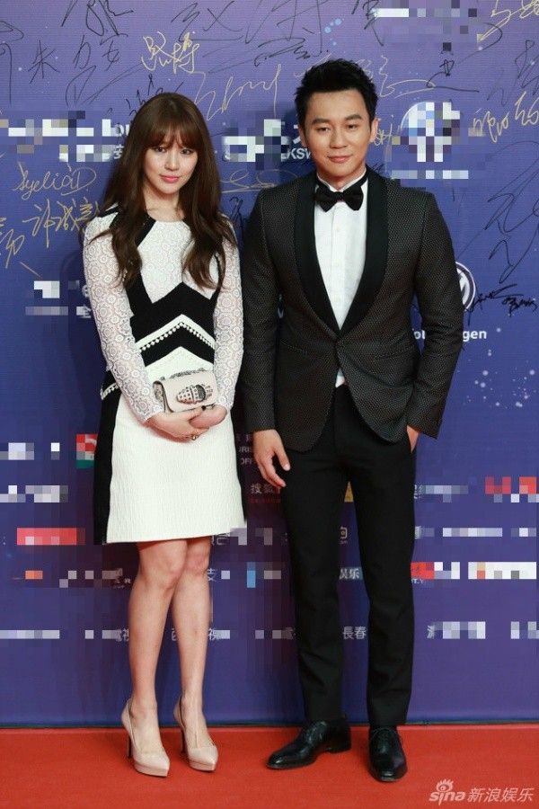 Yoon Eun Hye dịu dàng bên Lý Thần.
