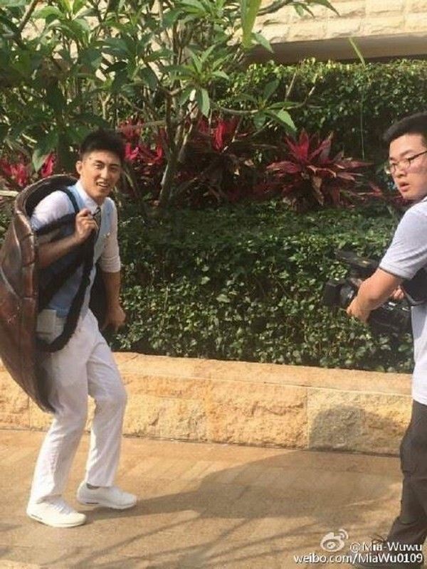 Cố Hải - Hoàng Cảnh Du có phần tinh nghịch hơn.