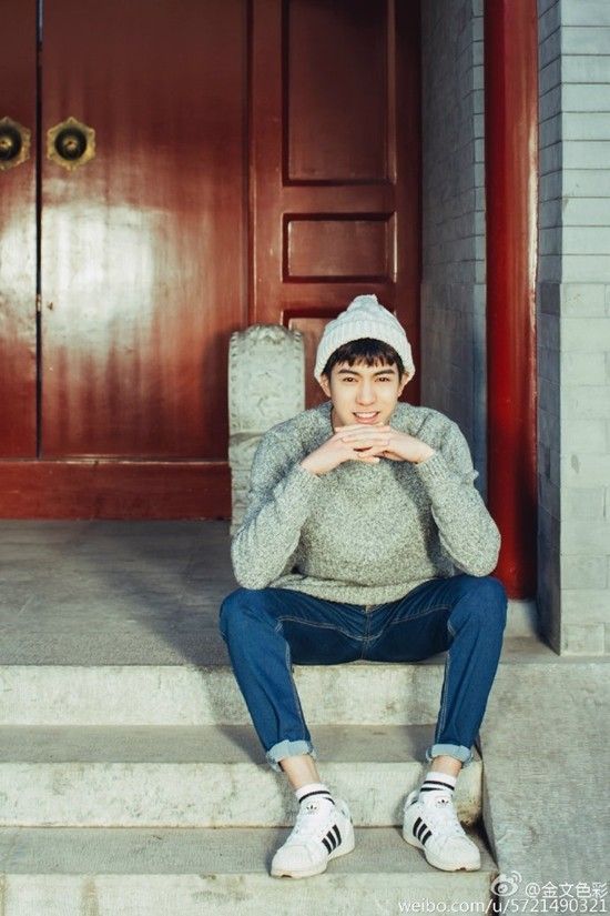 La Nhất Hàng vào vai tiểu thuyết gia Lương Trạch