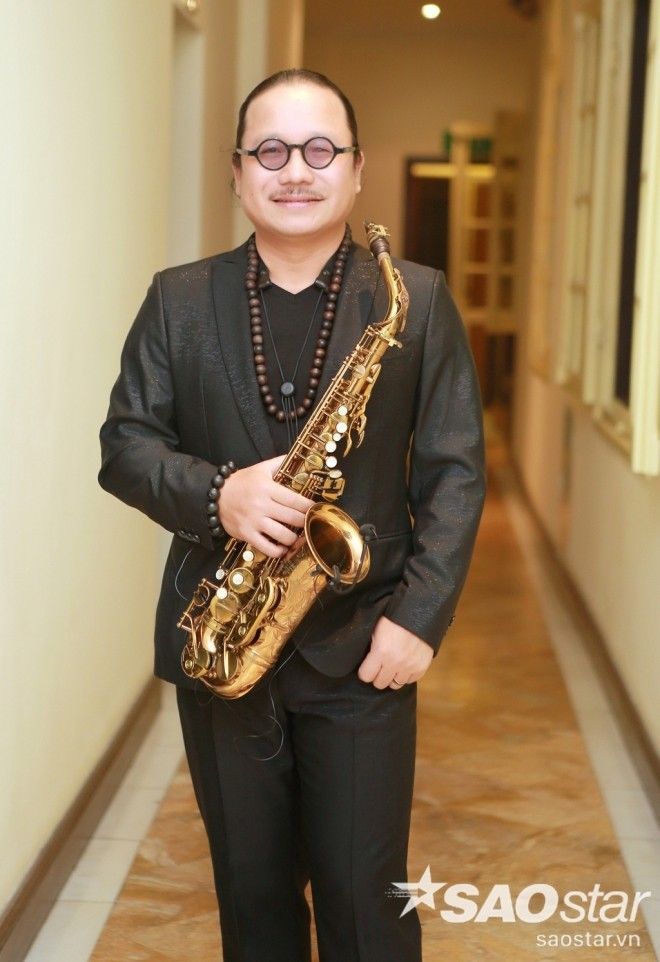 Nghệ sĩ Saxophone Trần Mạnh Tuấn cũng có mặt tại sự kiện. 