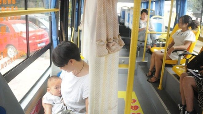Góc tâm sự' đặc biệt dành cho các 'mẹ bỉm sữa' và con trên xe buýt