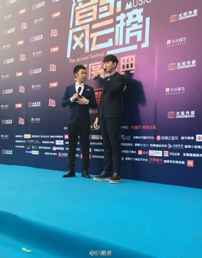 Nam diễn viên Hoàng Lễ Cách trong bộ phim Love Like.