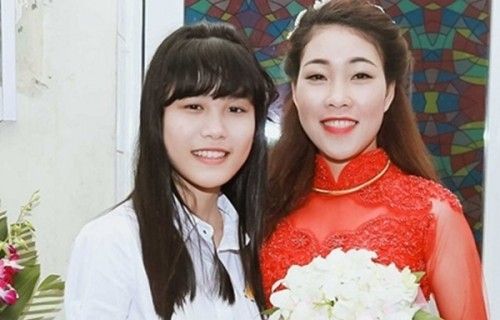 Hân Huyền và mẹ kế Diệu Thúy.