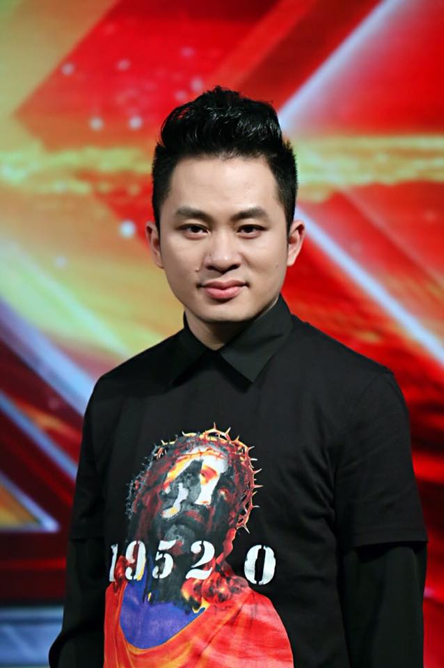 Tùng Dương đang khá bận rộn với cuộc X-Factor.