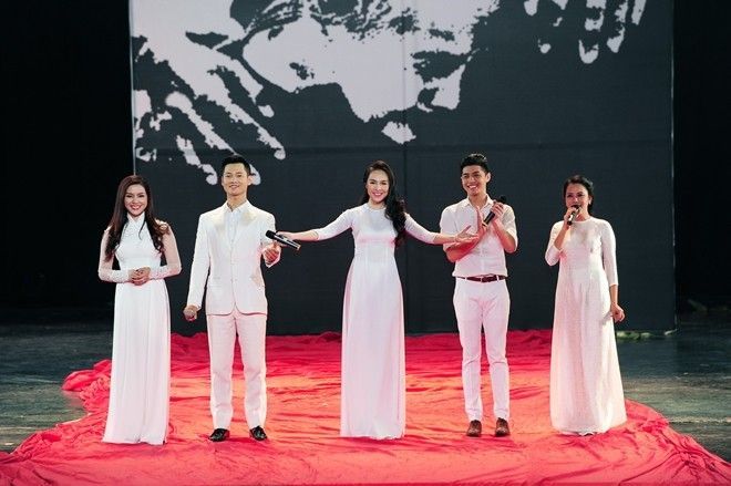 Các nghệ sĩ xuất hiện trong Bài ca không quên.