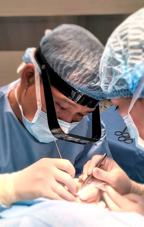 Ca phẫu thuật diễn ra thành công tốt đẹp sau 3 giờ đồng hồ. 