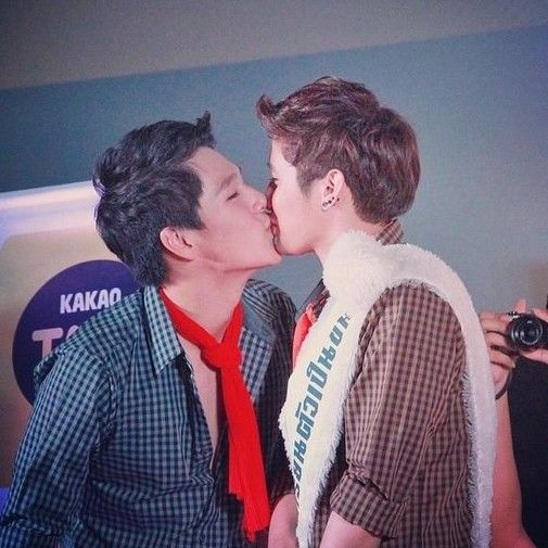 tinh-yeu-khong-co-loi2