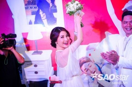 Từ đây, những lần diện trang phục của NTK Lâm Gia Khang đã ngày càng đưa phong cách của nàng lên một tầm cao mới