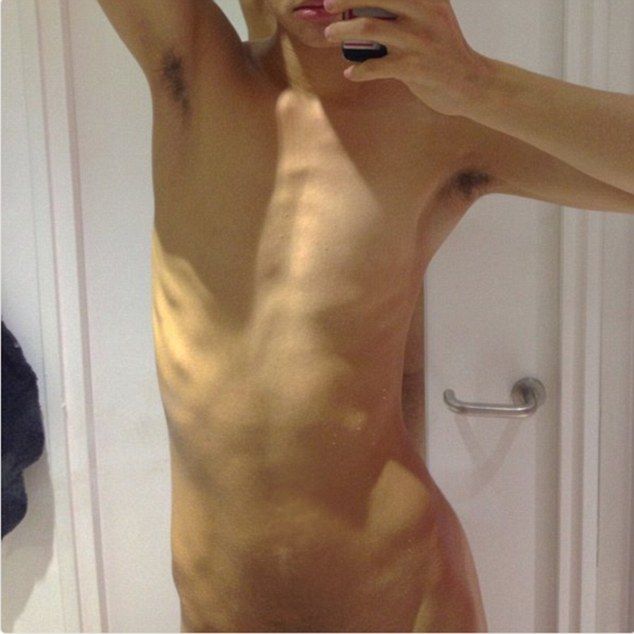 Karim khá tự hào về ngoại hình mới của mình