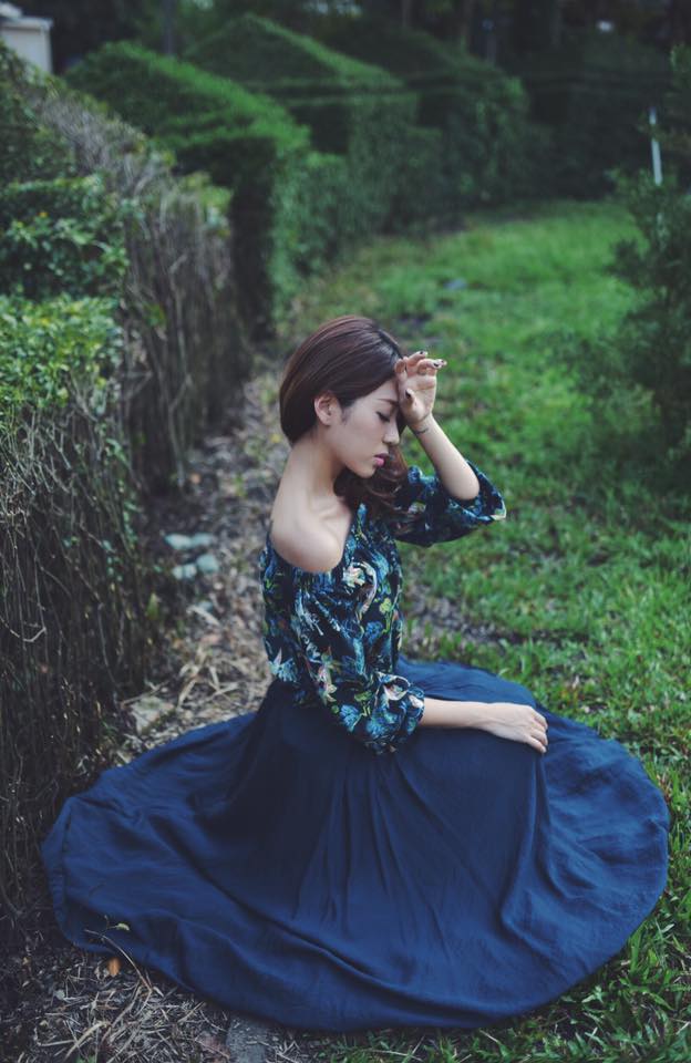 Vừa trở về sau chuyến du lịch dài hạn tại nước ngoài, Yumi hứa hẹn sẽ gây nên cơn bão với phong trào The power of make up này.