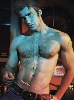 Chris "trai hư" với những hình xăm.