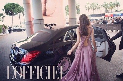 Nữ diễn viên ở chung khách sạn sang trọng với Lý Nhã Kỳ, cô được đưa đón như những ngôi sao quốc tế khác.
