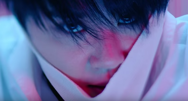 Junsu đầy ma mị trong sản phẩm mới.