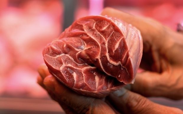 keo-dinh-thit-su-that-kinh-so-trong-nha-hang-sang-30-093258