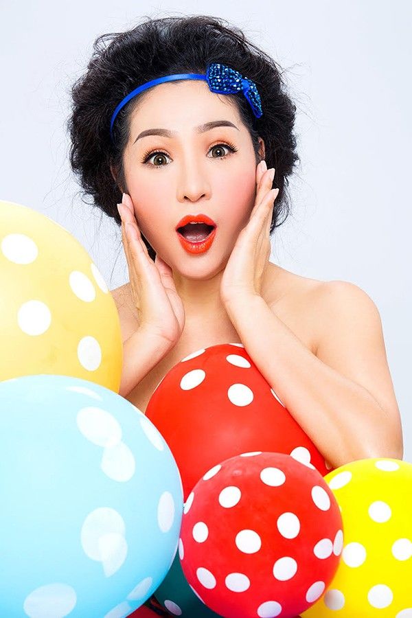 Và đây cũng là khoảng thời gian Thúy Nga chuẩn bị trở lại sân khấu và thị trường phim ảnh trong nước, danh hài Thúy Nga đang nỗ lực rất lớn với hi vọng sẽ được khán giả đón nhận.