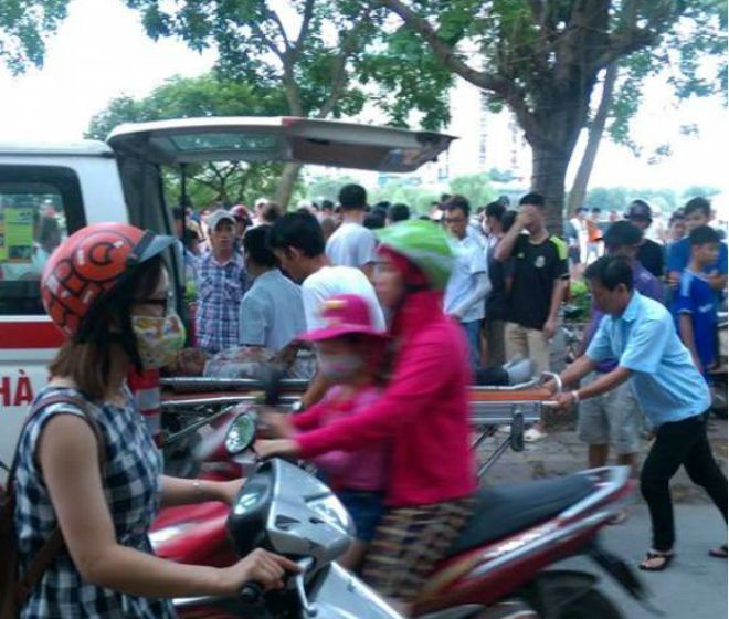 20161306-xahoi-danhnhau4