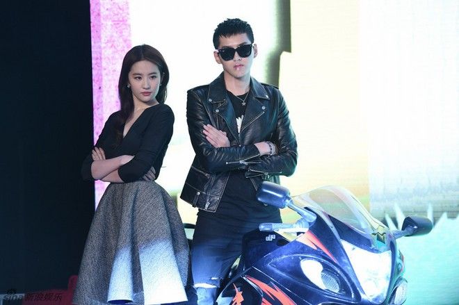 Cặp đôi được khen đẹp đôi hoàn hảo.